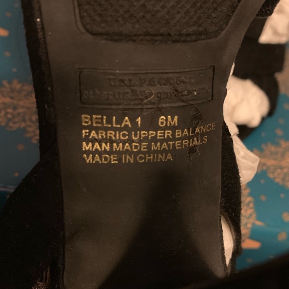 Strappy heels - Picture 7 of 7